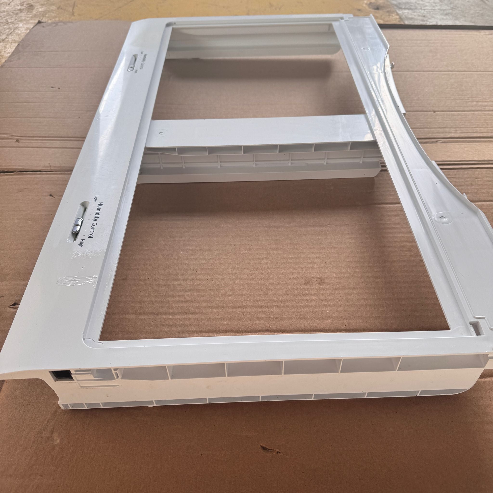 Samsung Refrigerator Crisper Drawer Cover Frame DA97-08511B Samsung Refrigerator Crisper Drawer Cover Frame DA97-08511B